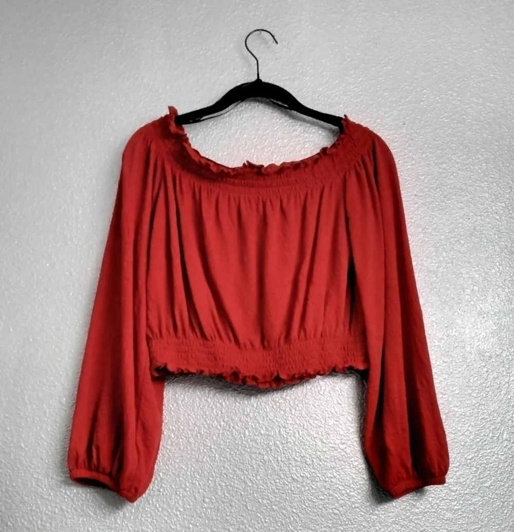 H & M Divided Women's Red Off The Shoulder Crop Top Size L